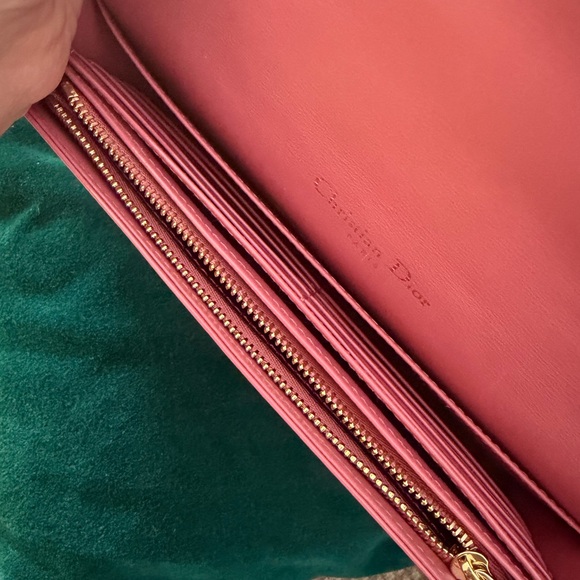 Perfect Condition Christian Dior Pink Quilted Cannage Chain Bag - Picture 10 of 10